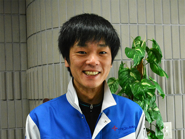 社員インタビュー(営業 2006年新卒入社)